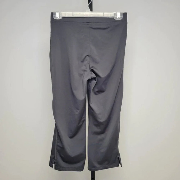 Under Armour Yoga Pant Crops - Picture 3 of 4